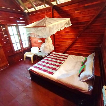 Parrot Tree House Villa Мириса Екстериор снимка